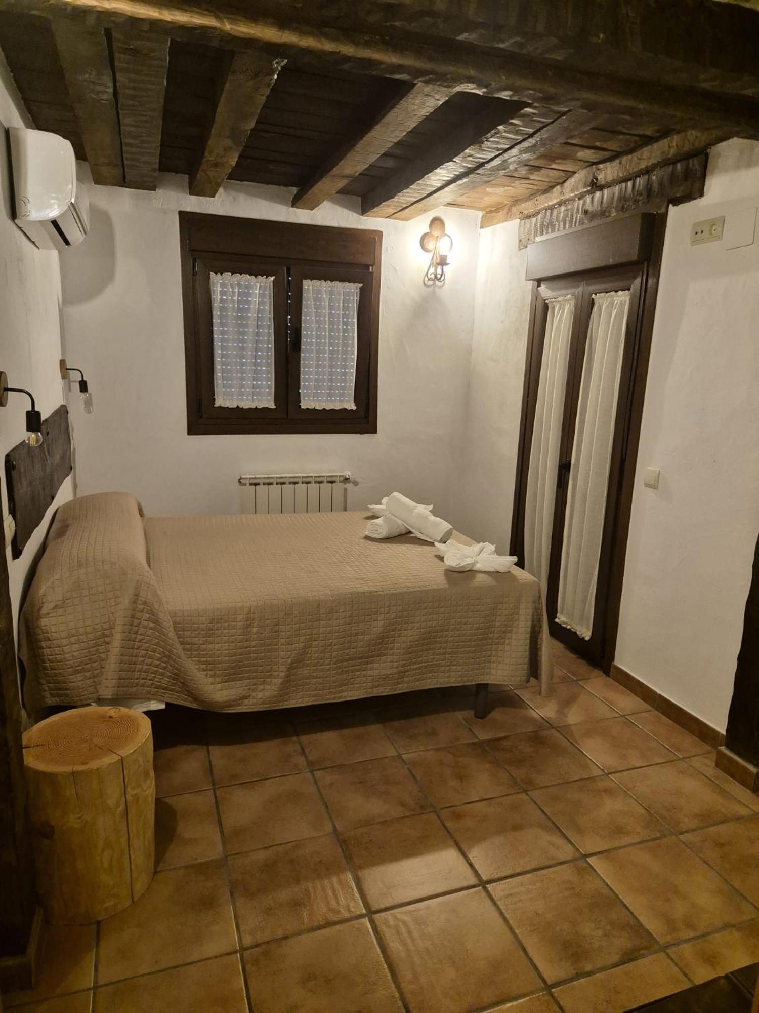 Casa Abuelo Cani Arenas de San Pedro Esterno foto